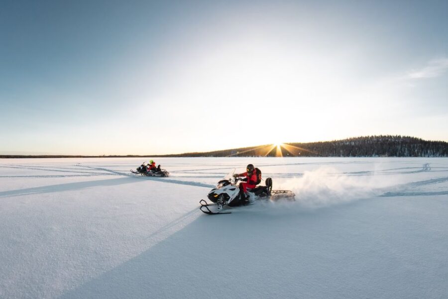 Rovaniemi: Snowmobile and Ice Fishing Adventure with Lunch - Snowmobiling through Rovaniemi’s Wilderness and Nordic Scenery