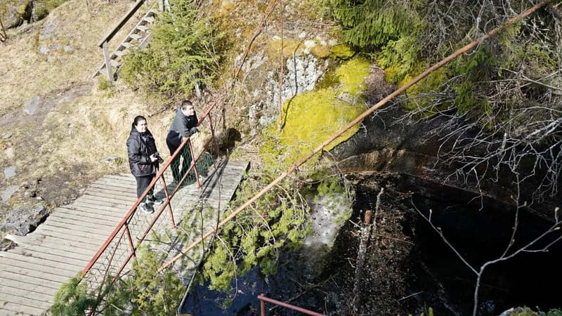 Rovaniemi: Sukulanrakka & Devil's Churns Tour - Exploring the Devils Churns and Potholes