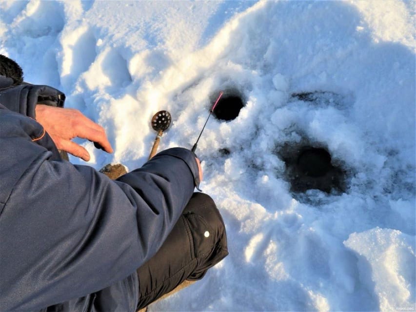 Rovaniemi: winter ice fishing tour - Pickup and Transfer in Rovaniemi