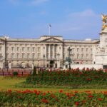 Royal London Guided Sightseeing Tour and Thames River Cruise - The Changing of the Guard at Buckingham Palace