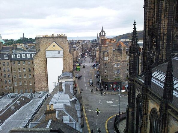 Royal Mile Guided Walking Tour in Edinburgh - Discovering the Medieval Grassmarket and George Heriot’s School