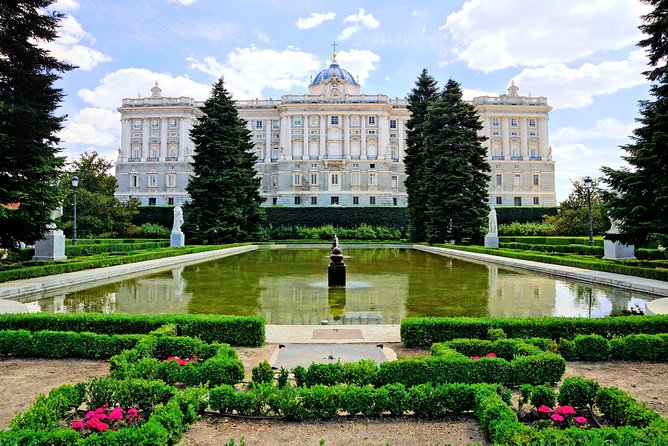 Royal Palace of Madrid Private Tour with Tickets - The Royal Palace: Madrid’s Historic Crown Jewel