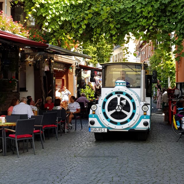 Rüdesheim sightseeing tour with the Winzerexpress - The Winzerexpress: a unique way to see Rüdesheim since 1978