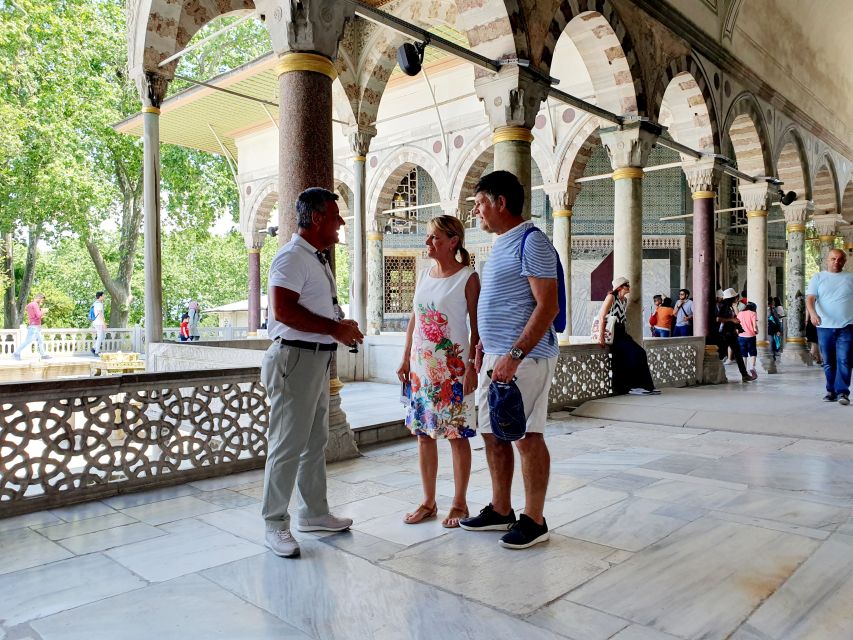 Rug Shopping Private Tour with expert Grand Bazaar - Exploring the Grand Bazaar’s Rug Shops