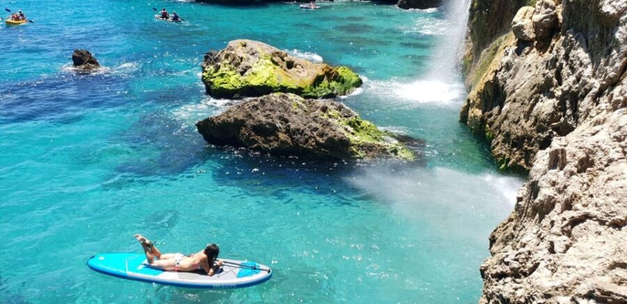 Ruta libre en paddel surf por la cascada de Nerja y Maro - Flexibility with Reservation Times Across Seasons