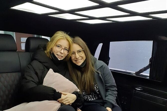 Sabiha Airport Private Transfer - The Convenience of Pre-Booking and Mobile Tickets