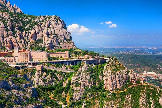 Sagrada Familia & Montserrat Private Tour with Hotel pick-up - Wandering Through the Gothic Quarters Historic Charm