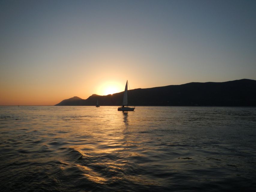 Sailing boat sunset in Setúbal - Scenic Views and the Itinerary of the Sunset Tour