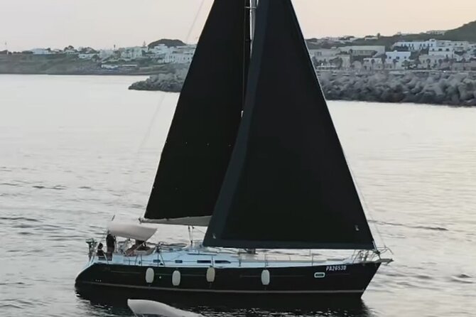 Sailing boat tour with lunch and swimming stops - Discovering the Adriatic Caves and Cliffs