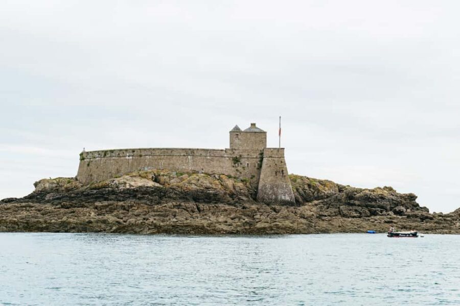 Saint-Malo: Guided Boat Tour with Local Captain - Starting Point at Marin Malouin and Low Tide Access