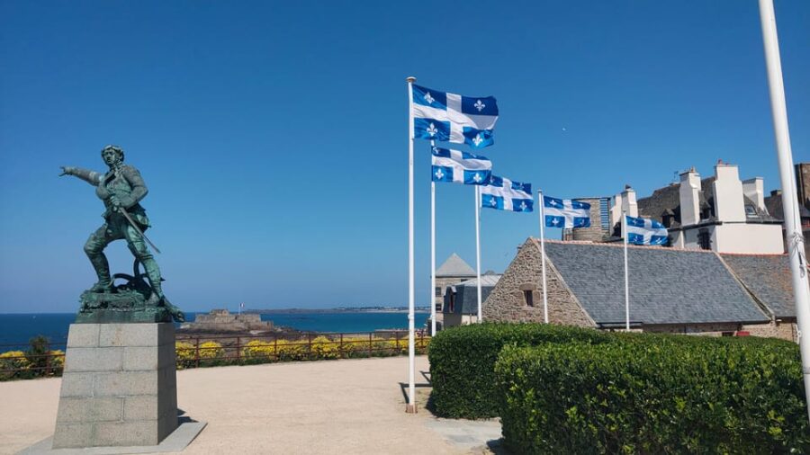 Saint-Malo: Private Guided Tour of the Historic Walled City - Starting at Porte Saint-Vincent or 5 Pl. Guy la Chambre