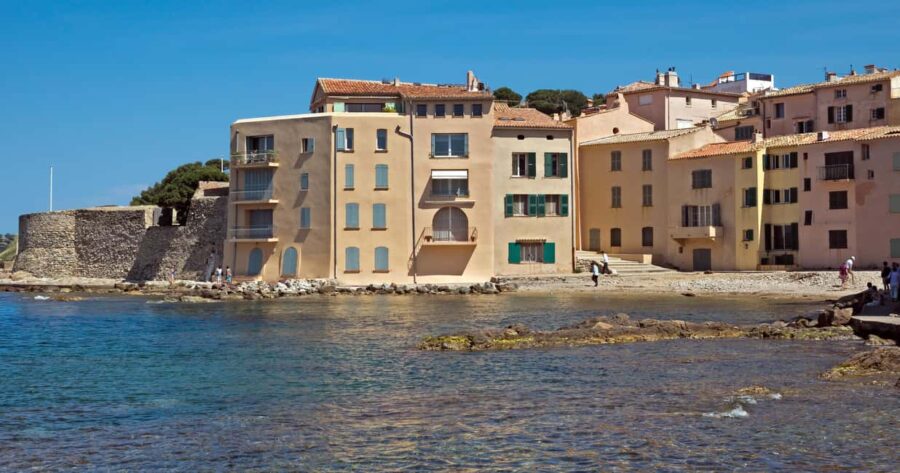 Saint-Tropez: Express Walk with a Local in 60 minutes - Saint-Tropez’s Most Iconic Landmarks and Sightseeing Highlights