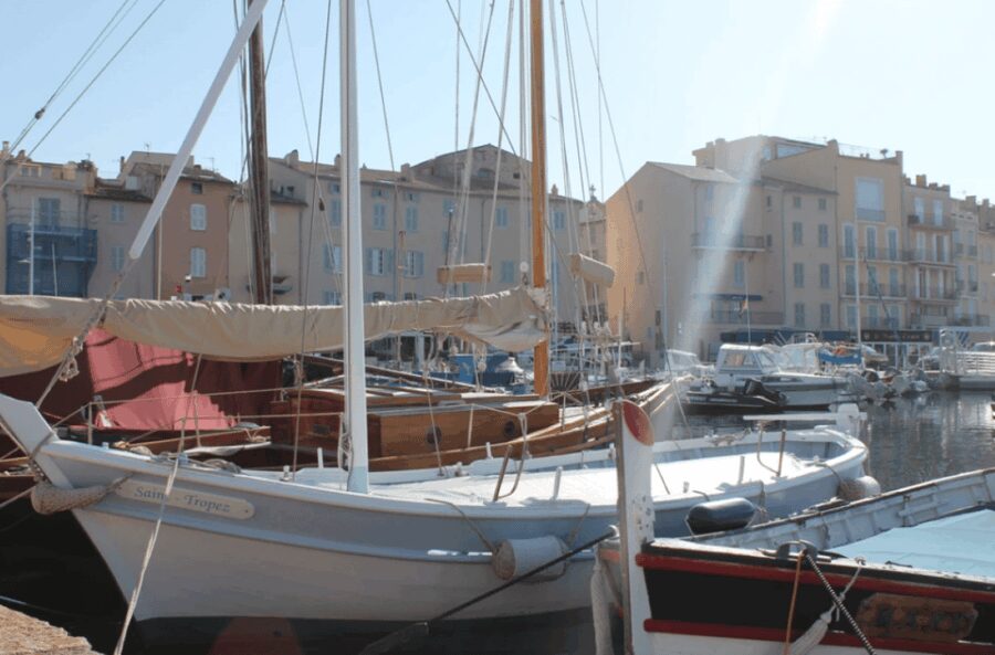Saint-Tropez: Guided Walking Tour - Meeting Point at the Tourist Office of Saint-Tropez