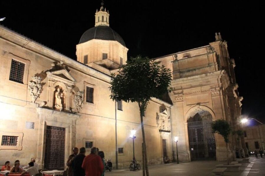 Salamanca: Evening Sightseeing Walking Tour - The Magic of Salamanca’s Nighttime Landmarks
