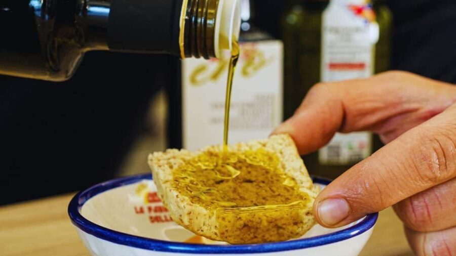 Salerno: Oleoteca Visit with Extra Virgin Olive Oil Tasting - Starting Point and Meeting Details in Salerno