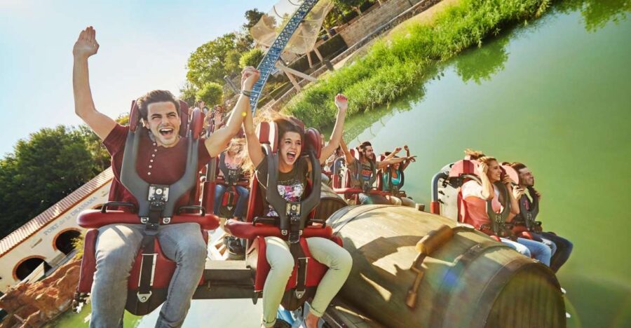 Salou: PortAventura and Ferrari Land 1, 2, or 3-Day Ticket - Exploring PortAventuras Themed Worlds and Rides
