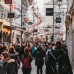 Salzburg: Express Walk with a Local in 60 minutes - From the Old Town to the Modern Charm