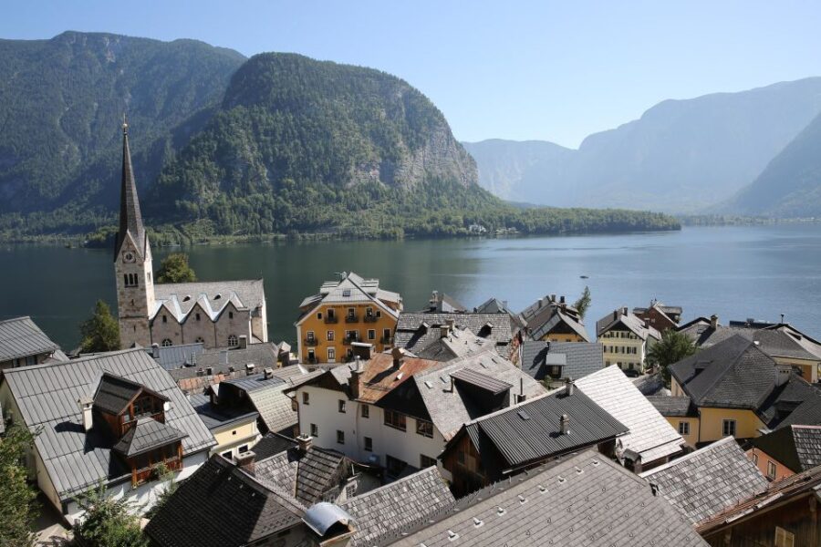 Salzburg: Hallstatt and Sound of Music Tour - Exploring Hallstatt: Lakeside Charm and Skywalk Views
