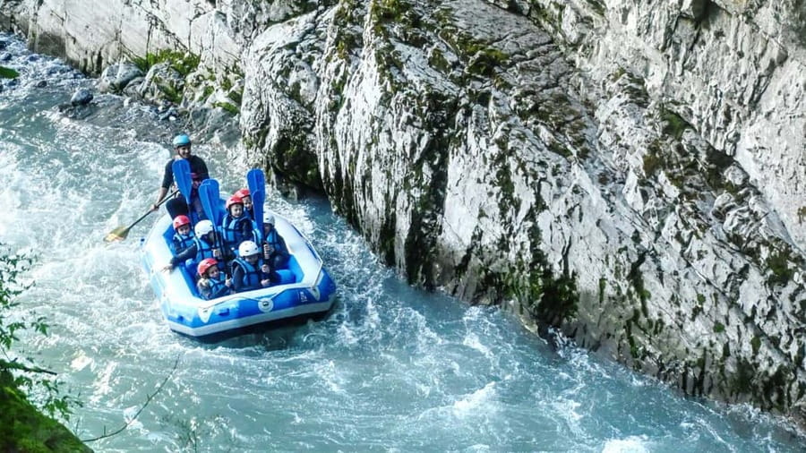 Samoëns: Whitewater Rafting Tour in the French Alps - Navigating the Giffre River’s Narrow Gorges