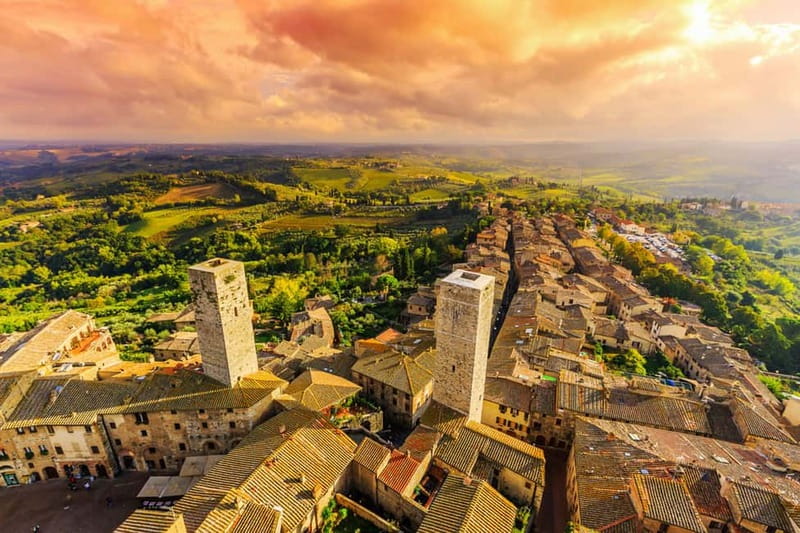 San Gimignano: The Medieval City - Exploring Piazza del Duomo and Piazza della Cisterna