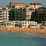 San Sebastian - Donostia Private Walking Tour with a Professional Guide - Exploring San Sebastian’s Landmarks and Hidden Gems