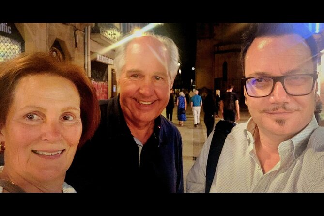 San Sebastián Pintxos Tour: Delicious Food, Drinks & Ambience - The Guide: Fluent, Knowledgeable, and Personable