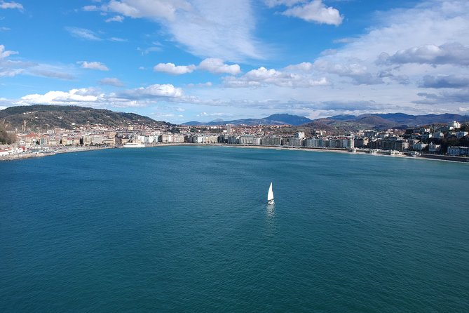 San Sebastian Private Sailing at La Concha Beach & Pasai Donibane - Disembarking at Pasai Donibane