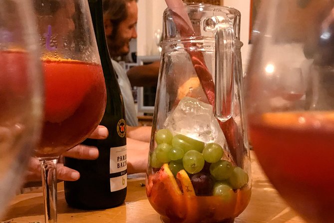 Sangria Cultural Workshop with Tapas - Enjoying Tapas Paired with Your Homemade Sangria