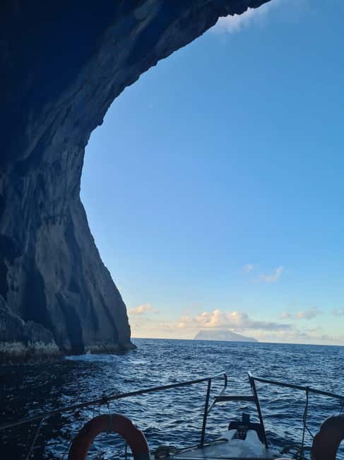 Santa Cruz das Flores: East Coast Exploration and Snorkeling - The Experience of a Marine Biologist Guide