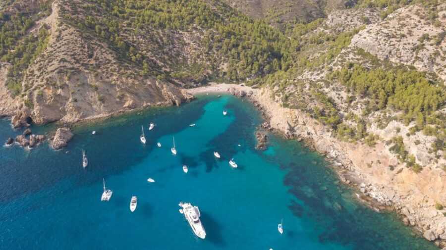 Santa Ponsa: Branqueta II Licensed Boat Rental - What You Need to Bring for Your Trip