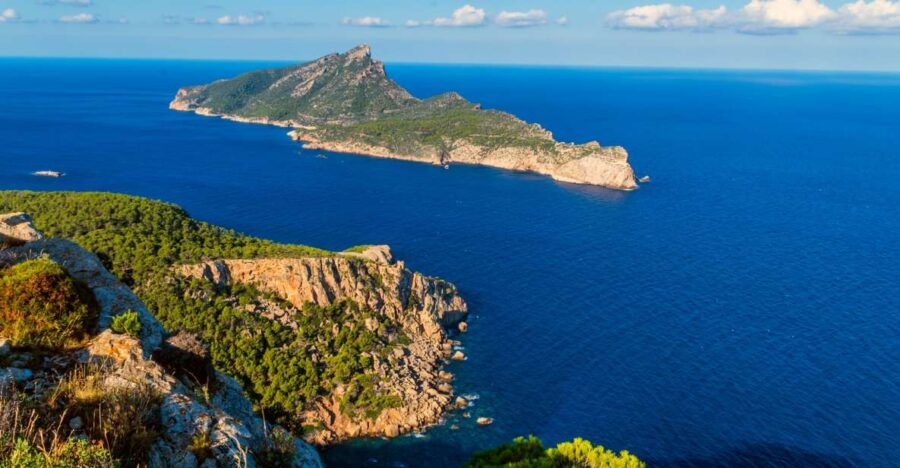 Santa Ponta/Peguera: Dragonera Island Cruise with Swim Stop - Exploring Dragonera Island’s Caves and Natural Beauty