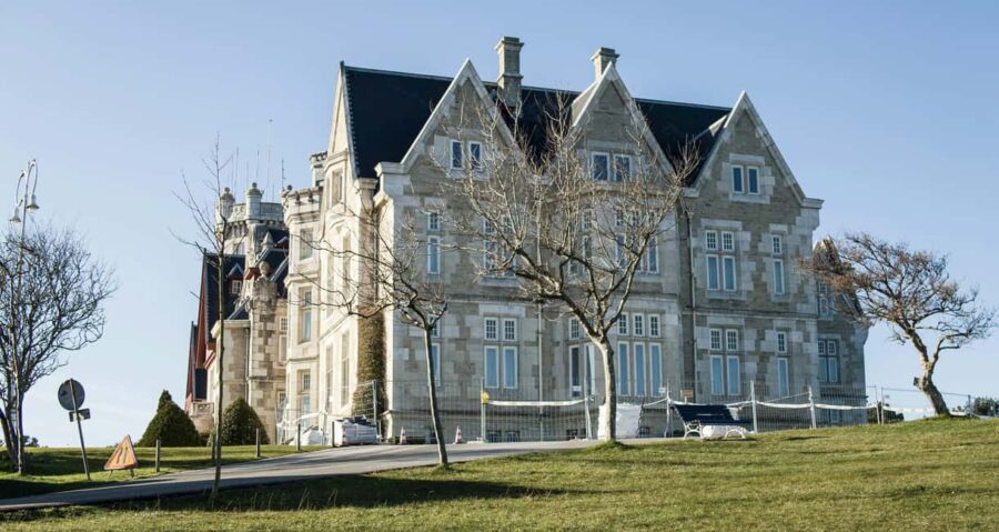 Santander Mysteries and Legends Tour - Meet at the Museum of Prehistory and Archaeology of Cantabria