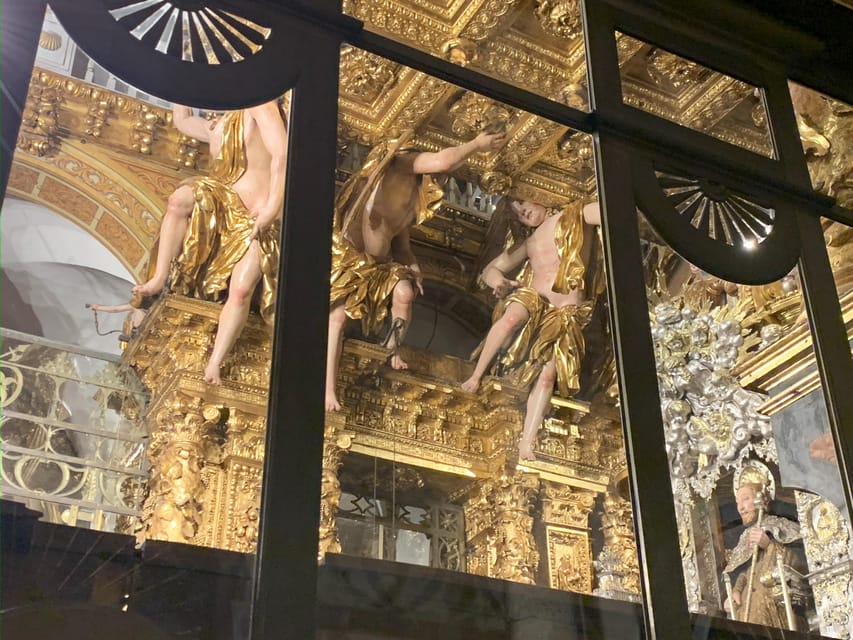 Santiago de Compostela Cathedral and Museum Guided Tour - Exploring the Decorative Chapels and Sacred Art