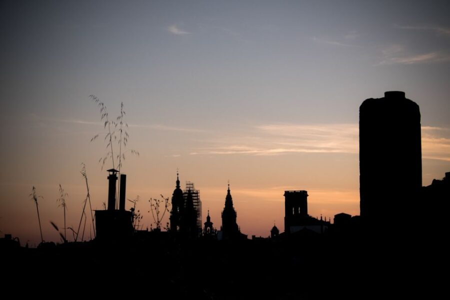 Santiago de Compostela: legends tour and galician dinner - Key Points