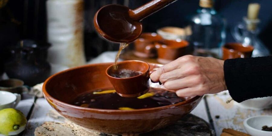 Santiago de Compostela: Queimada Experience Show and Tasting - Starting at Galicia Travels: The Meeting Point and Logistics