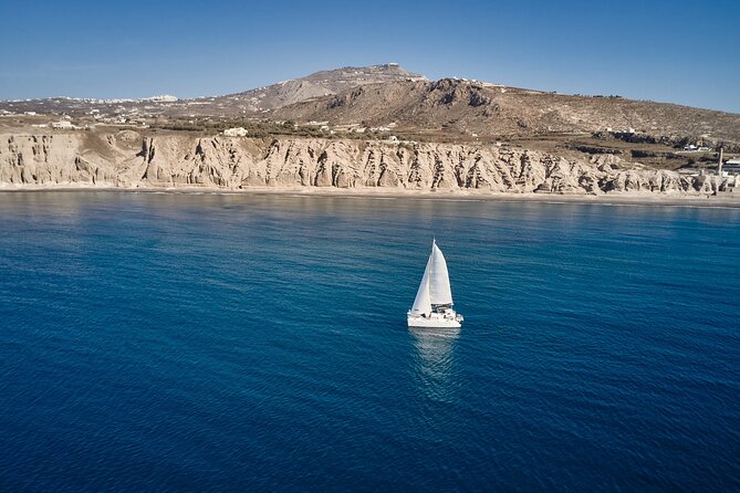 Santorini: Caldera Private Catamaran Cruise with Meal & Drinks - The Private Catamaran Experience: Tailored for Your Party