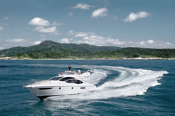 Santorini Caldera: Private Flybridge Yacht Experience - Snorkeling and Water Activities at Iconic Beaches