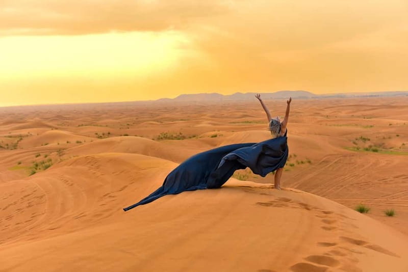 Santorini Flying Dress Photo Shoot - Starting Point in Imerovigli