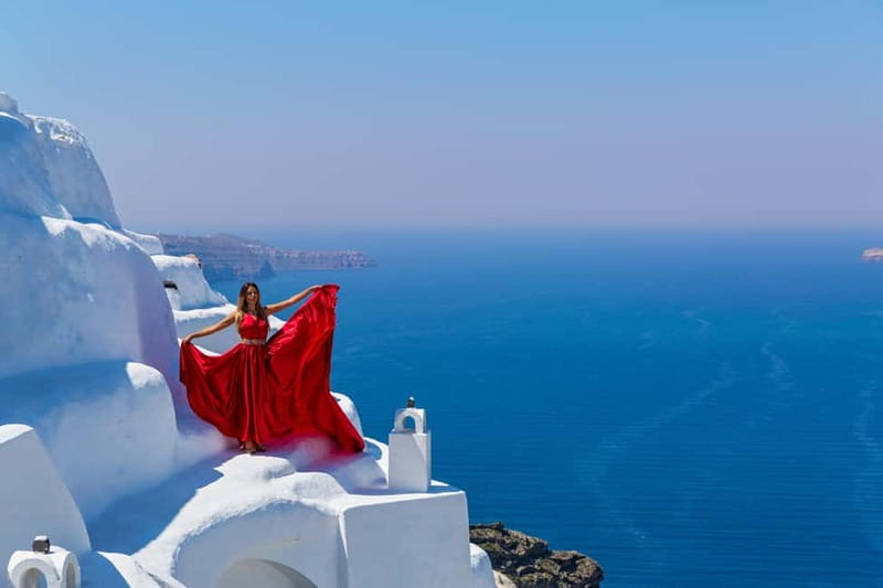 Santorini: Flying Dress Photoshoot - Starting in Oia at Osteria Pizza