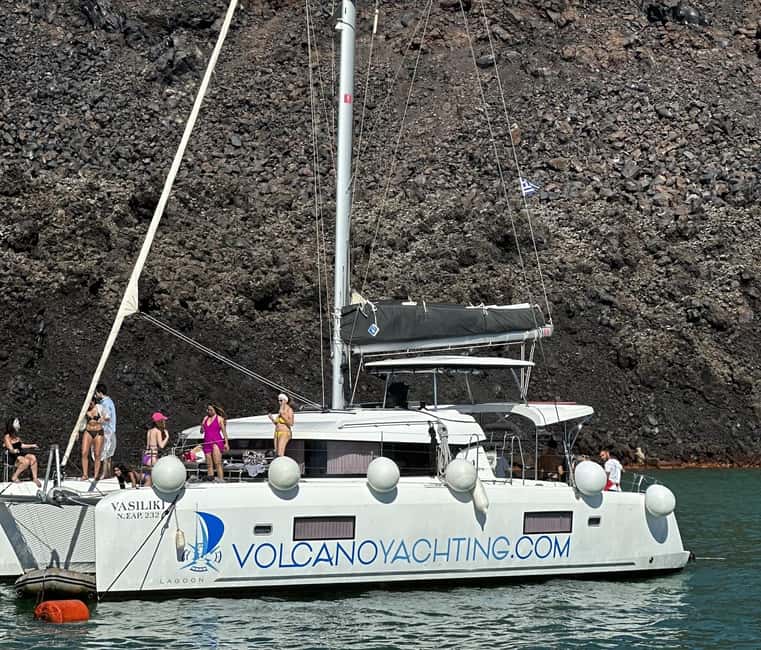 Santorini: Luxury Caldera Cruise With Meal & Drinks - Exploring Santorini’s Caldera Coastline