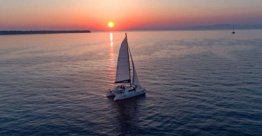 Santorini: Luxury Sunset Cruise with Dinner & Open Bar - Departing from Ammoudi and Vlychada Beach