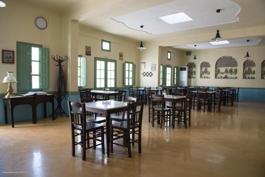 Santorini: Private Full Day Sunset Tour with Dinner - Start with Pickup and Private Transport in Santorini