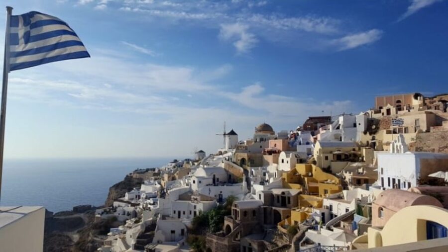 Santorini: Private Instagram Tour - Exploring the Akrotiri Lighthouse and Volcanic Landscapes