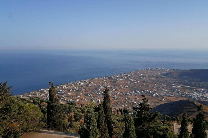 Santorini Private Sunrise Tour - Exploring Oia: Quiet, Picturesque, and Photogenic