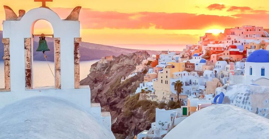 Santorini: Traditional Sightseeing Bus Tour with Oia Sunset - Visiting the Village of Emporio