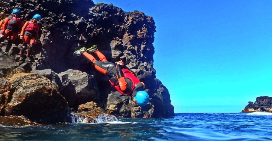 São Miguel: Coasteering Experience in Caloura - Getting Ready for the Coasteering Adventure