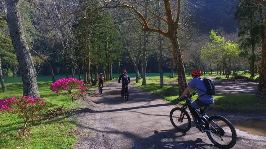 São Miguel: Sete Cidades Experience - Exploring the Sete Cidades Area and Its Legends