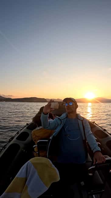 São Miguel: Sunset Boat Tour  Golden Light, Cliffs & Caves - Exploring Santa Iria and Ribeira Grande Beaches