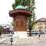 Sarajevo: Discover Sarajevo Walking Tour with Local Guide - Exploring Sarajevo’s Old Town & Main Sights
