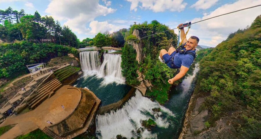 Sarajevo: Jajce Waterfall, Travnik & Pliva Lake Tour - Exploring Travnik: Ottoman Heritage and Scenic Views